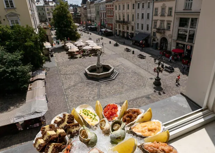 Oysters & Bubbles Gastro Hotel. Rynok Square